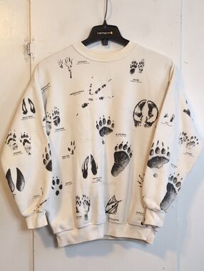 Vint. American Wildlife Paw Print Crewneck Sweater size large